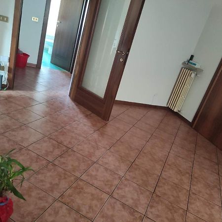 简约单人房间simple Single Room Mestre Bagian luar foto